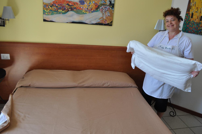 Bedroom 4, Hotel Nido Verde, Napoli