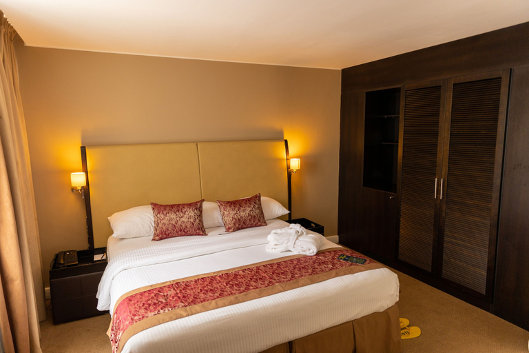 Bedroom 3, Lancaster Hotel Accra, Accra