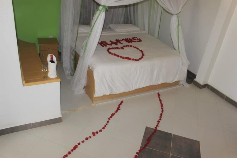 Bedroom 2, Osim Country Lodge, Narok South