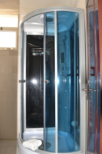 Bathroom 5, BenMas Hotel, Mirab Gojjam