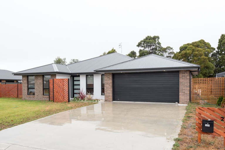 Exterior & Views 2, Euphoria House, Waratah/Wynyard - Pt A
