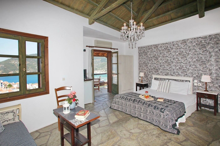Bedroom 4, Aperanto Galazio, Thessaly