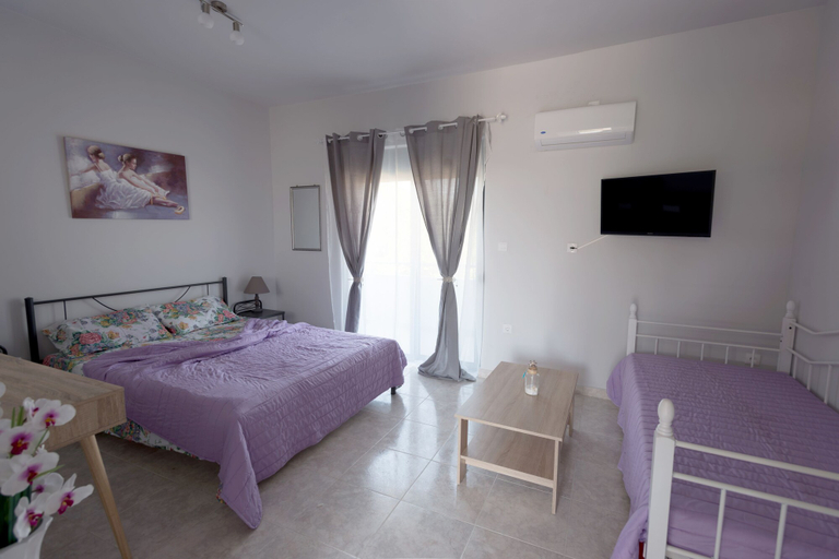 Bedroom 2, Paulsia Apartments, South Aegean