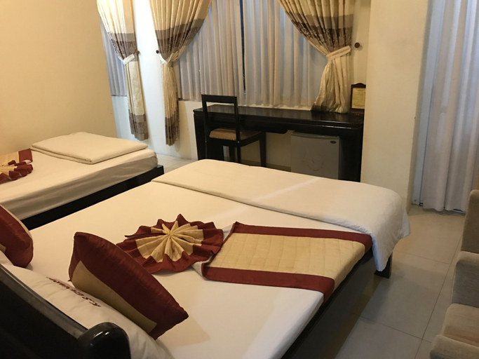 Bedroom 4, Canary Hotel Hue, Huế