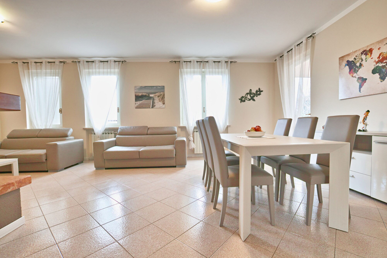 Others 5, Exclusive Villa Le Palme, Brescia