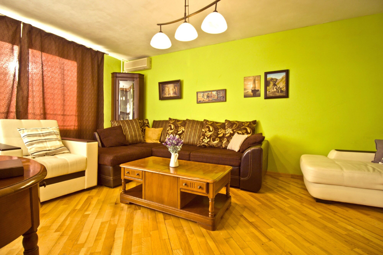 Others 4, Lakshmi Apartment Belorusskaya, Northern