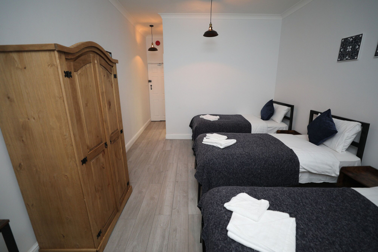 Bedroom 4, Golders Park Hotel, London