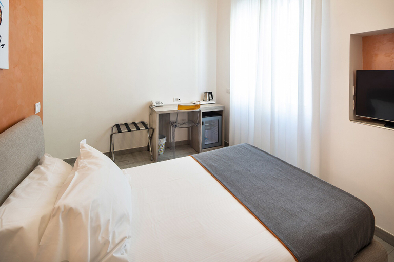 Bedroom 4, IstayinToledo Luxury Guest House, Napoli