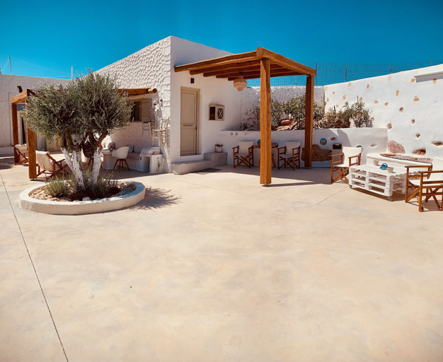 Exterior & Views 2, Aeris suites, South Aegean