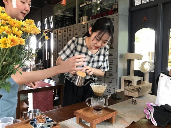 Food & Drinks 5, Jaritt Nymmanh, Muang Chiang Mai