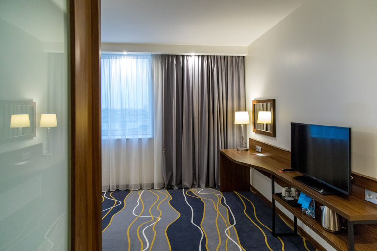 Others 5, Hampton by Hilton Brest, Brest