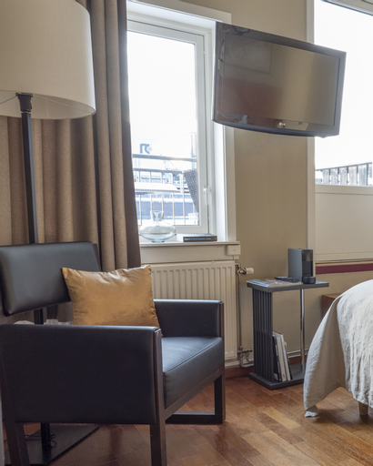 Bedroom 3, First Hotel Millennium, Oslo