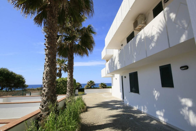Exterior & Views 2, Trilocale Isola di Pazze PT fronte mare, Lecce
