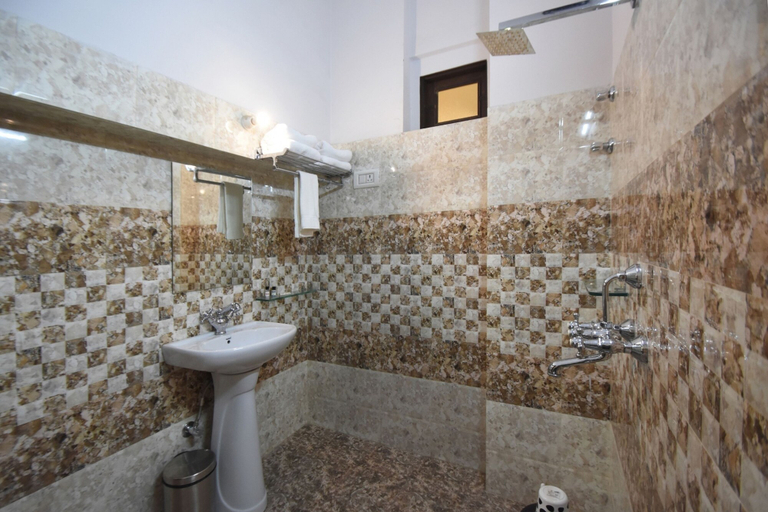 Bathroom 4, Virasat Mahal Heritage Hotel, Jaipur