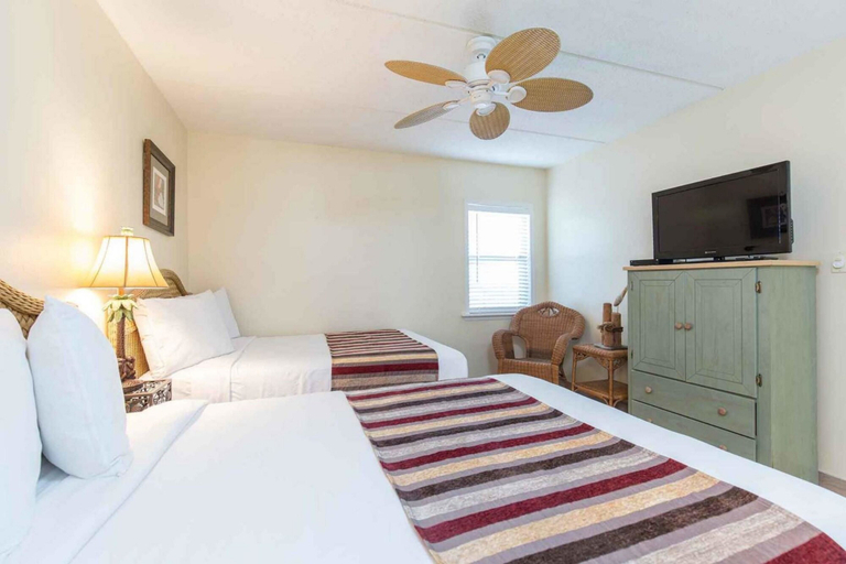 Bedroom 2, Suntide II Condominium 504, Cameron