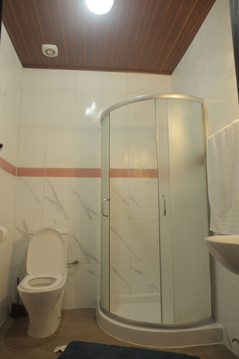 Bathroom 4, Les Flamants Rose - Gulfview, Mfoundi