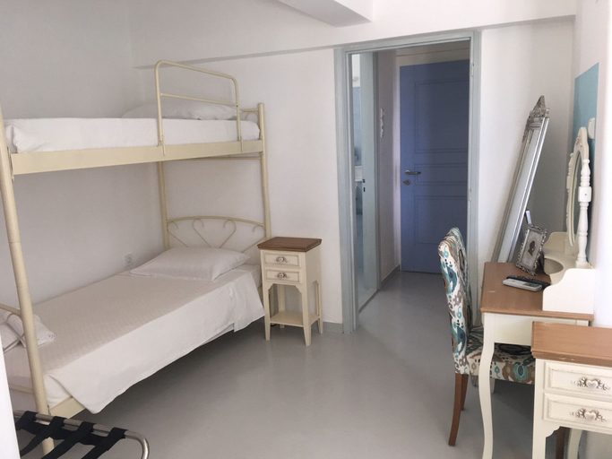 Bedroom 2, Di Mare, South Aegean