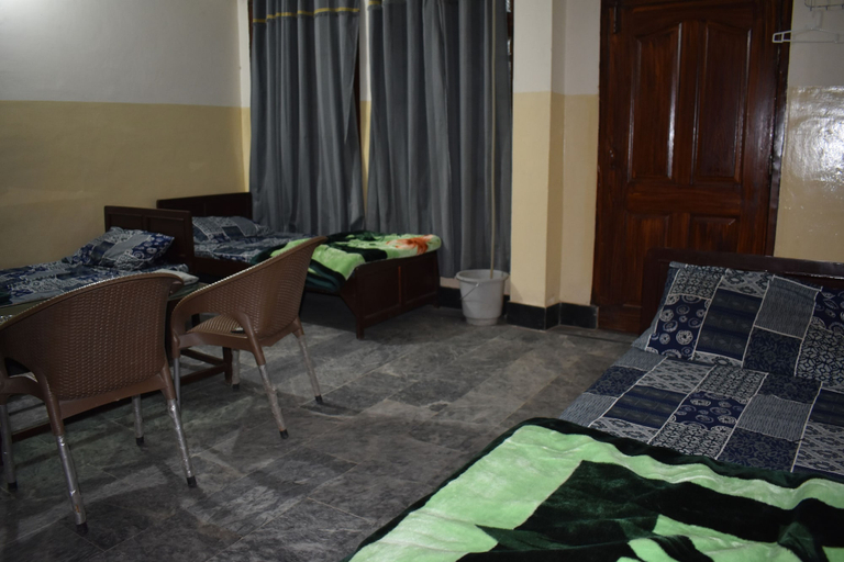 Bedroom 4, Hotel Comfort Inn, Zhob