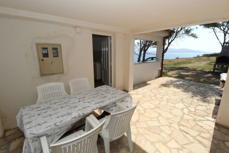 Others 5, Apartment Marija, Pag