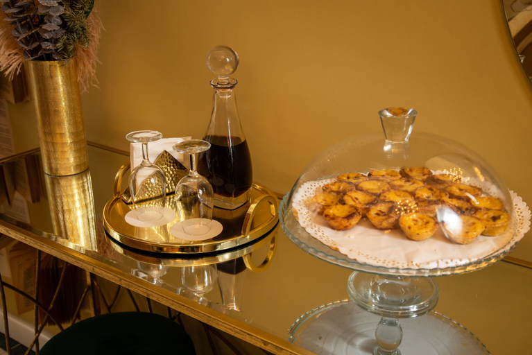 Food & Drinks 5, Be Poet Baixa Hotel, Lisbon