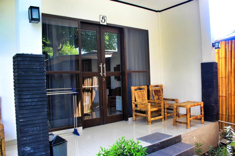 Exterior & Views 2, Akalanka Bungalow, Lombok