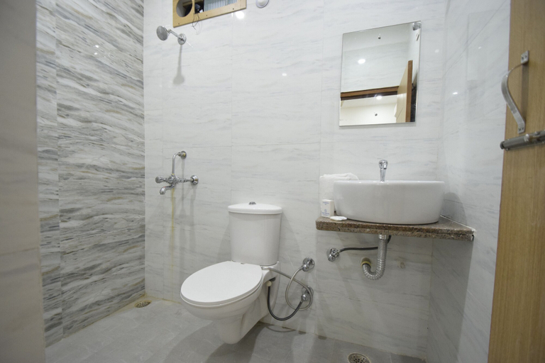 Bathroom 4, Hotel Atlantic, Alwar