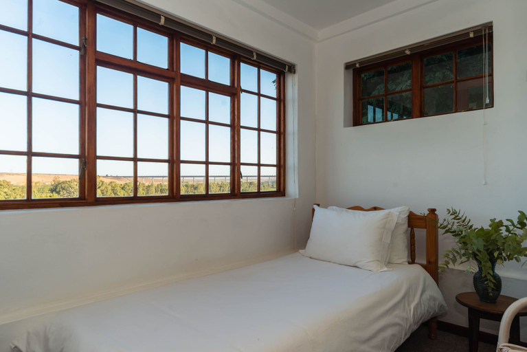 Bedroom 3, Melkboomsdrift Lodge, West Coast