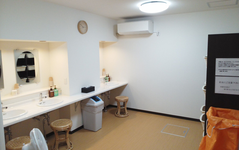 Bathroom 4, Hotel Miyako Hills Stationten, Miyako