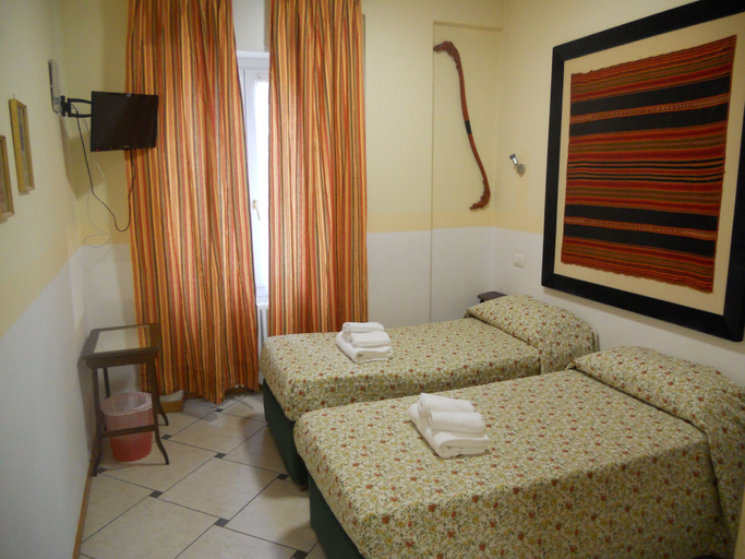 Bedroom 2, By Duomo, Verona