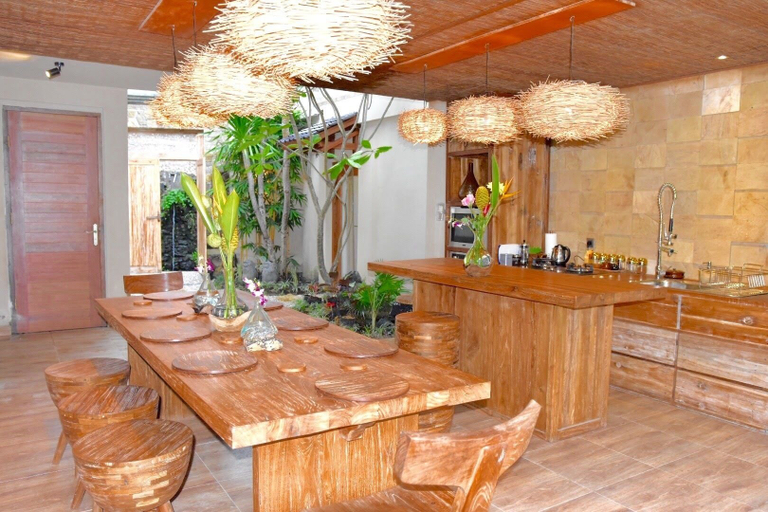 Food & Drinks 5, Atman Villas, Gianyar