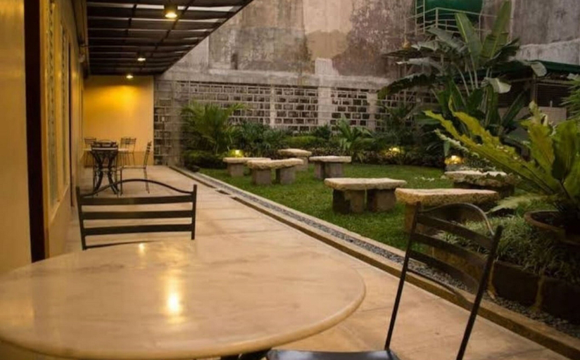 Others 5, OYO 916 Angel's Boardrooms, Quezon City