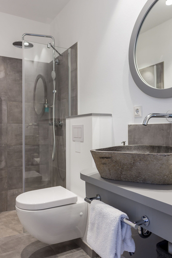 Bathroom 4, Hotel-Restaurant Gasthof Steinhoff, Olpe