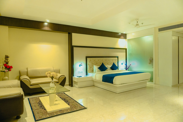 Bedroom 2, Hotel Royal Orbit, Jabalpur