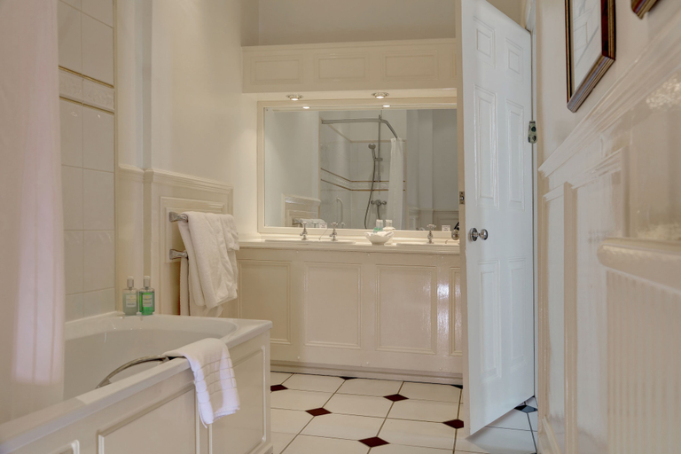 Bathroom 4, Best Western Forest & Vale Hotel, North Yorkshire