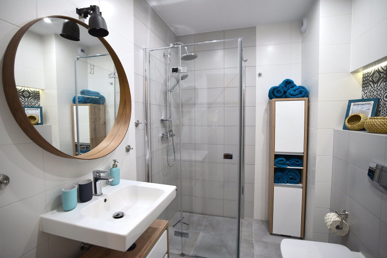 Bathroom 4, Apartament EverySky Ogrodnicza 7, Jelenia Góra