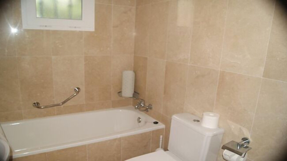 Bathroom 4, Benavista Estepona, Málaga