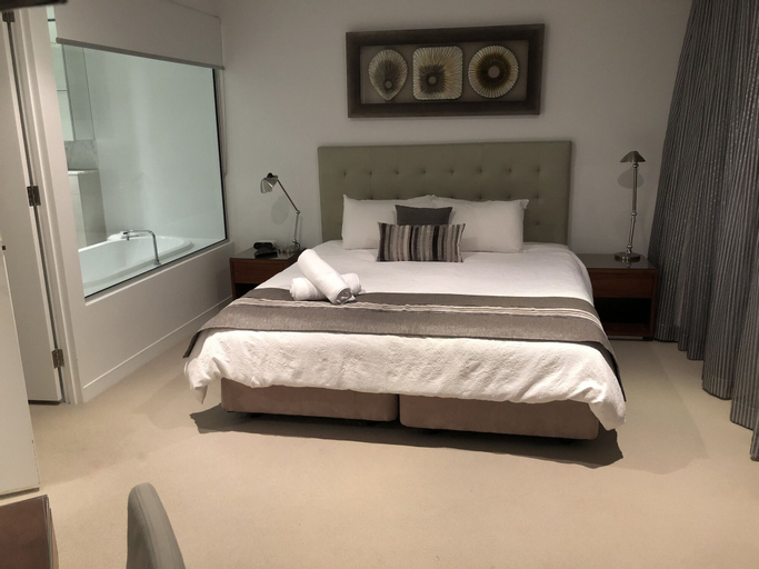 Bedroom 4, Large Apartment at Oracle Resort, Gold Coast