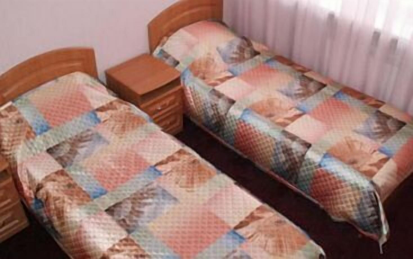 Bedroom 3, Ryan Johnson Hotel, Vysokogorskiy rayon
