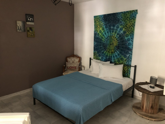 Bedroom 4, Rodos Backpackers, South Aegean