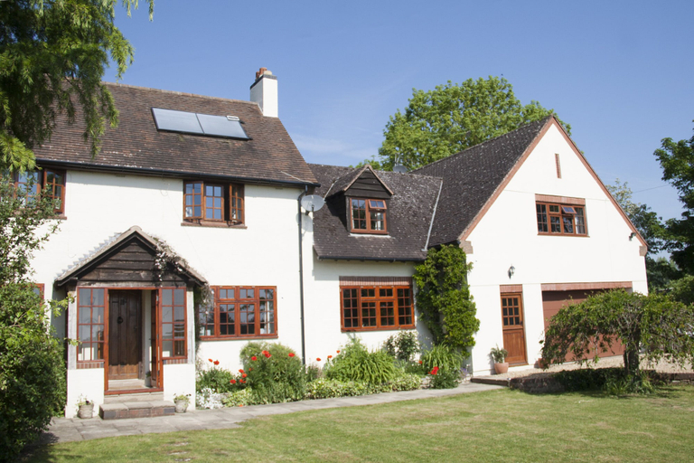 Exterior & Views 1, Larkrise Cottage, Warwickshire