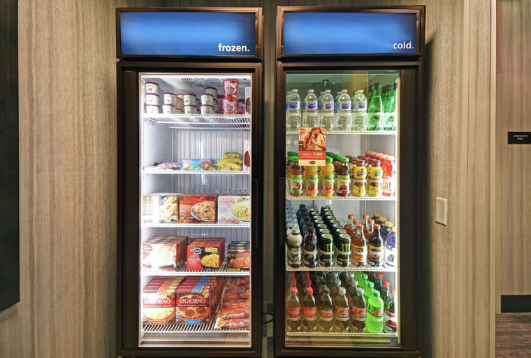 Food & Drinks 5, Hampton Inn Beloit, Rock