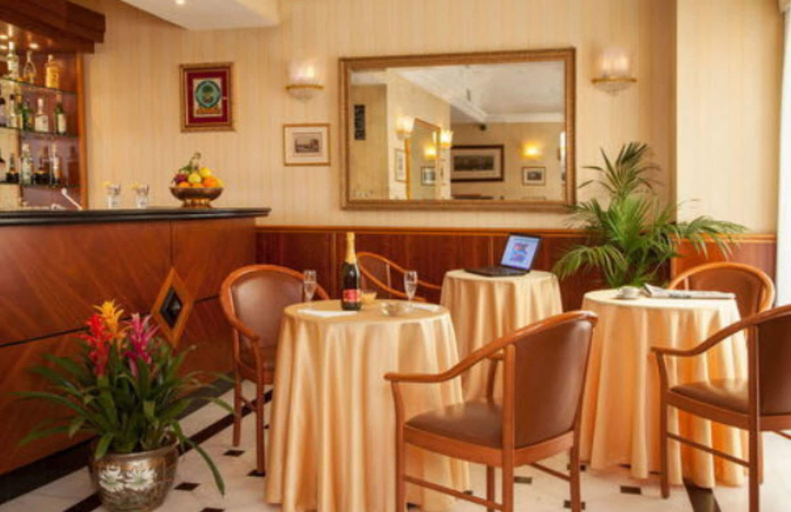 Food & Drinks 5, Hotel Piemonte, Rome
