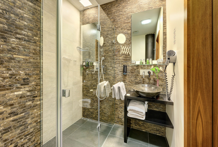 Bathroom 4, Hotel Ametyst, Praha 2