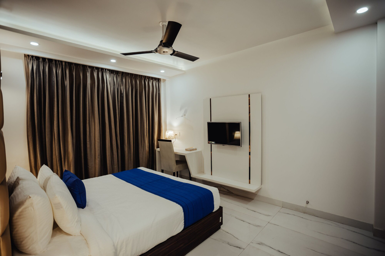 Bedroom 3, Hotel Keshav Residency - Medicity Gurugram, near Medanta Hospital, Gurgaon