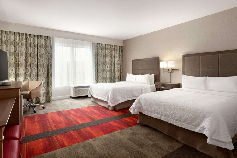 Bedroom 3, Hampton Inn North Olmsted Cleveland Airport, Cuyahoga