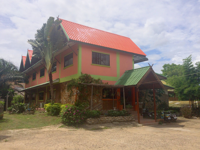 Exterior & Views 2, Belle Garden, Pai
