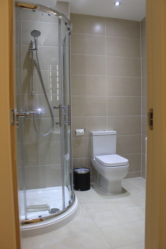 Bathroom 3, Shoreditch Inn, London