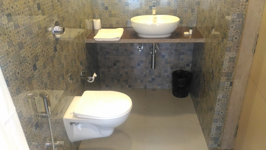 Bathroom 5, Turtle Beach Resort - Morjim, North Goa