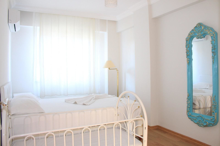 Bedroom 2, Rumeli Apart Otel, Gökçeada