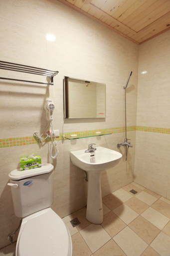 Bathroom 2, Fasiter B&B, Hualien